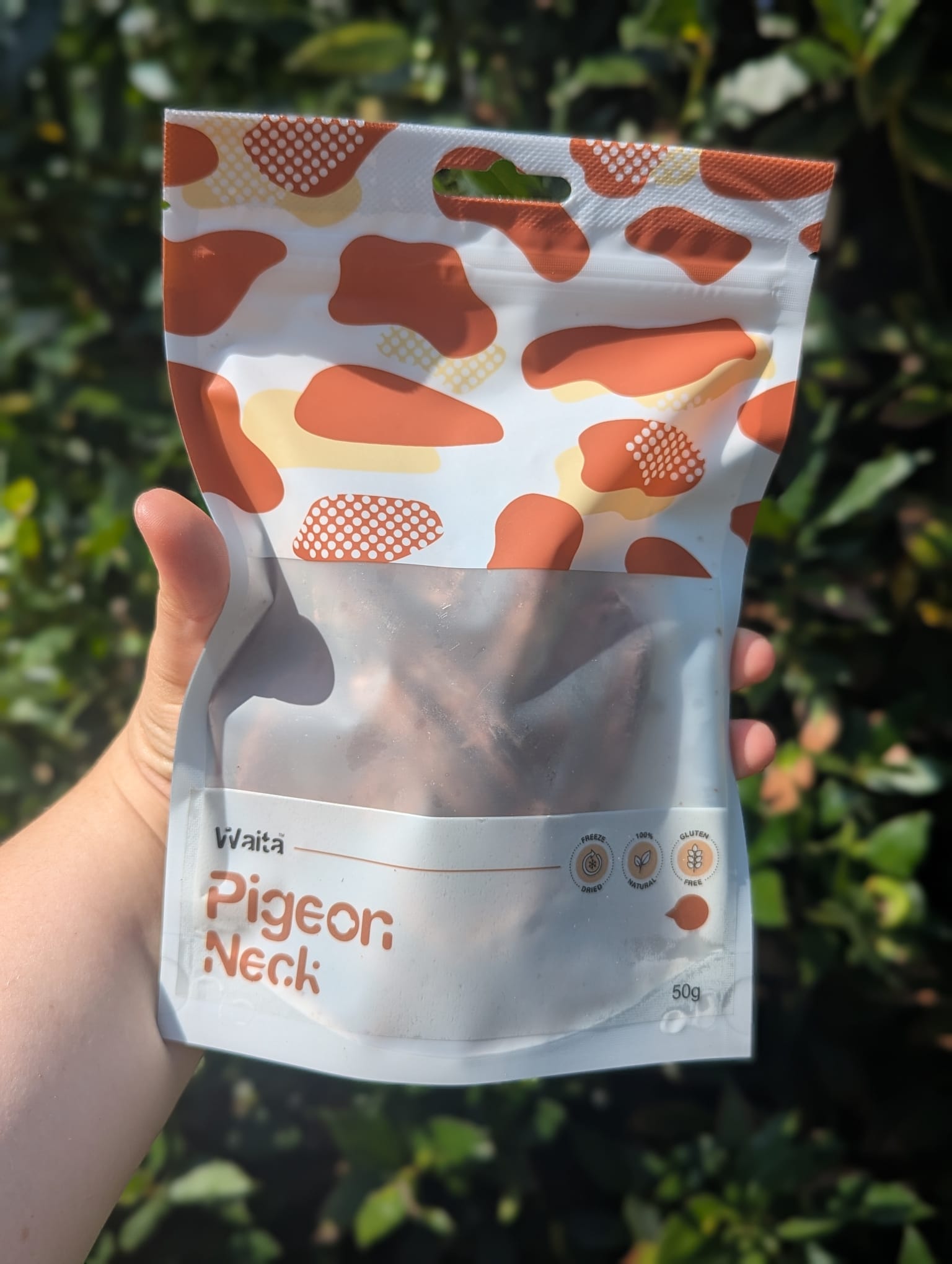 Pigeon necks